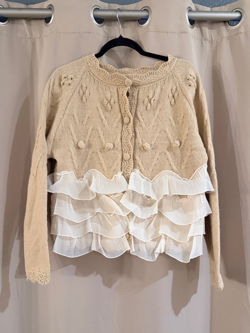 Source Unknown Cream Knit Cardigan with White Ruffle Hem